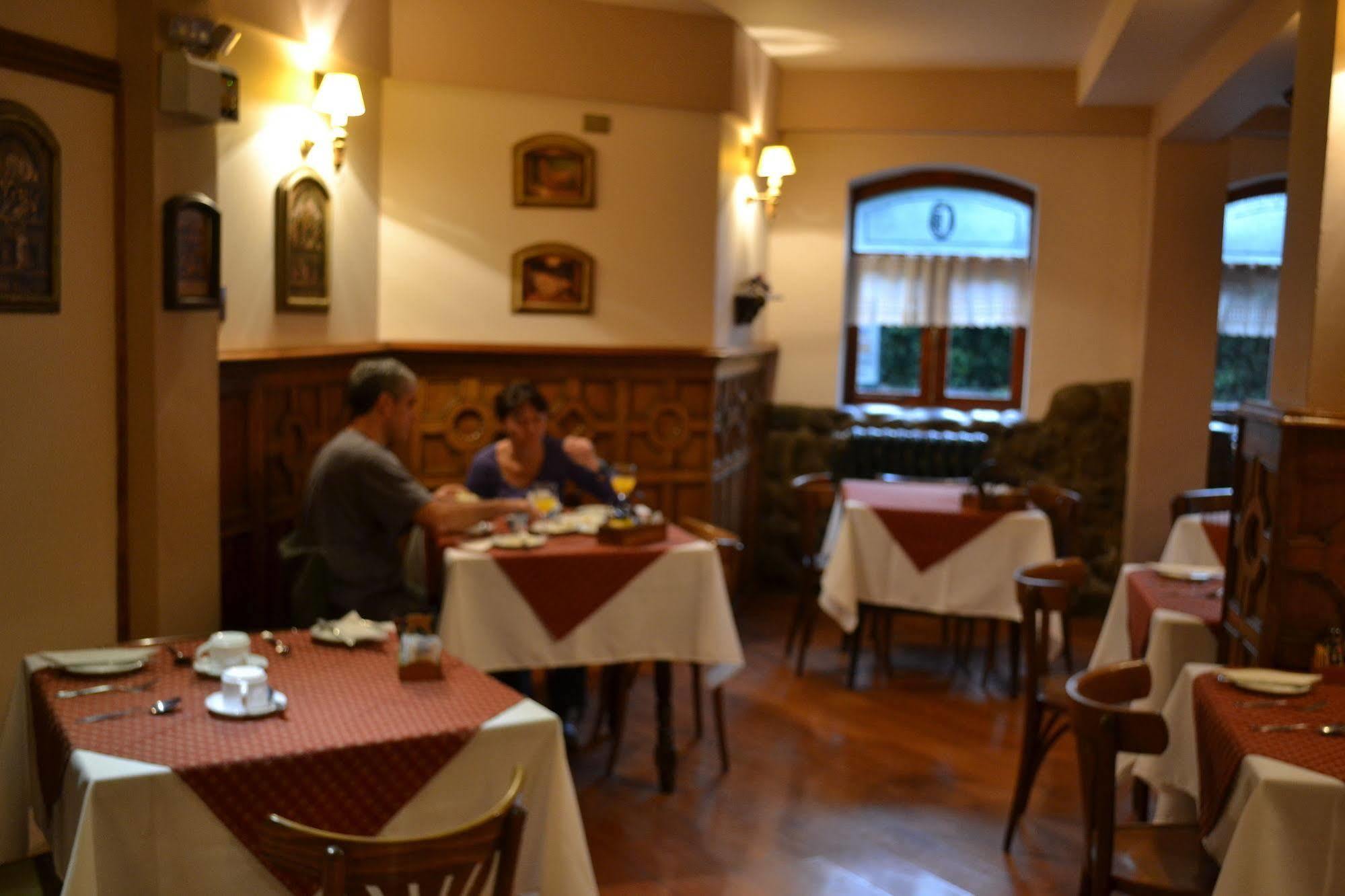 Hotel Isla Rey Jorge Punta Arenas Ngoại thất bức ảnh